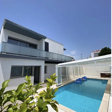 Luxury With Private Pool فيلة *
